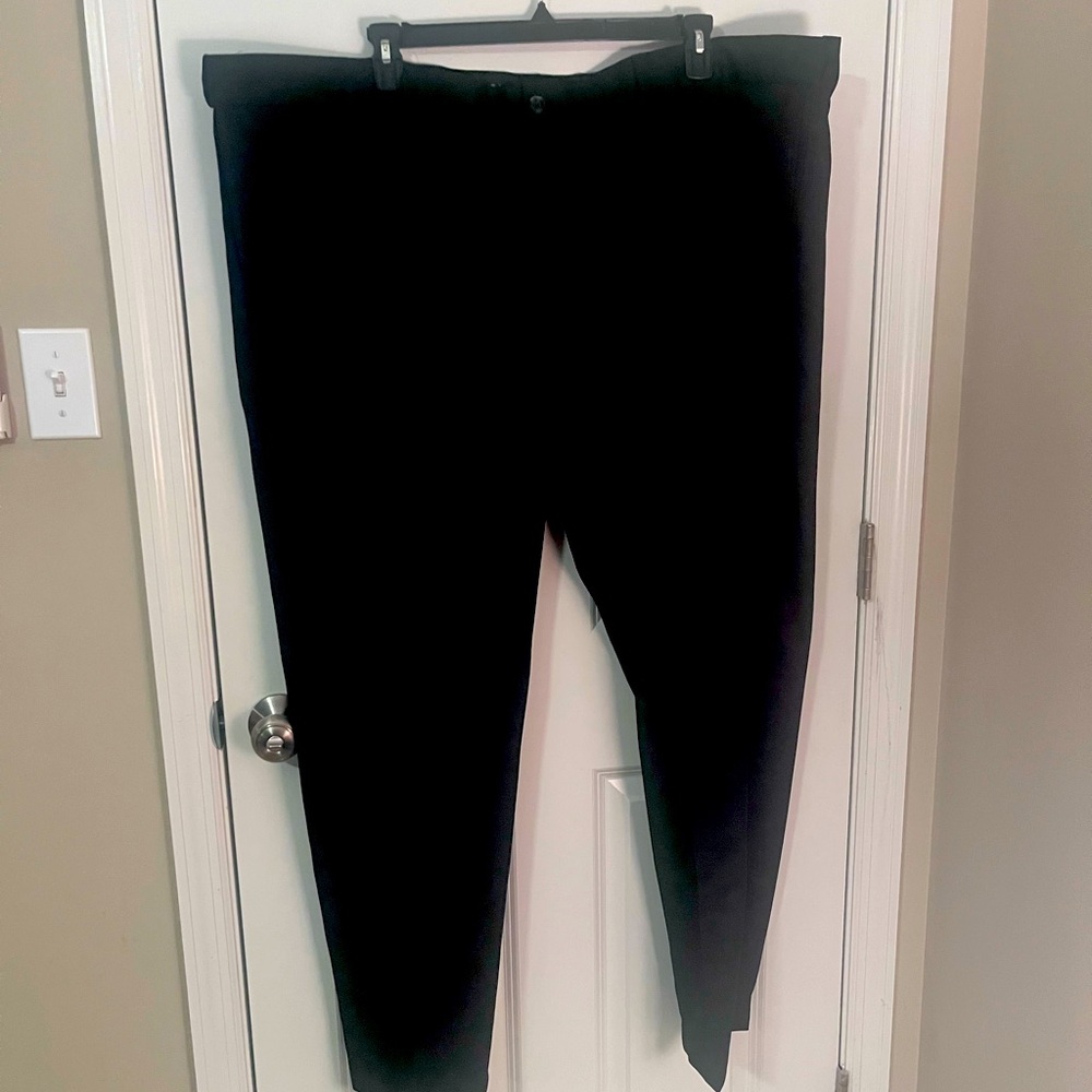 Oak Hill slacks. Black 54x32, pleated front